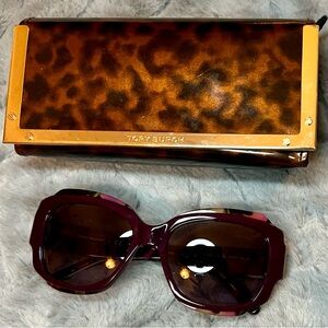 Tory Burch Vintage Tortoise and Sunglasses with case - EUC
